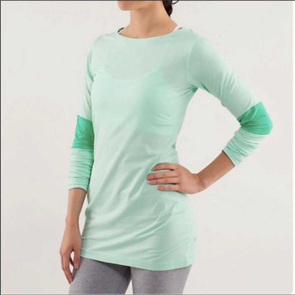 lululemon athletica Mint Long Sleeve Tee